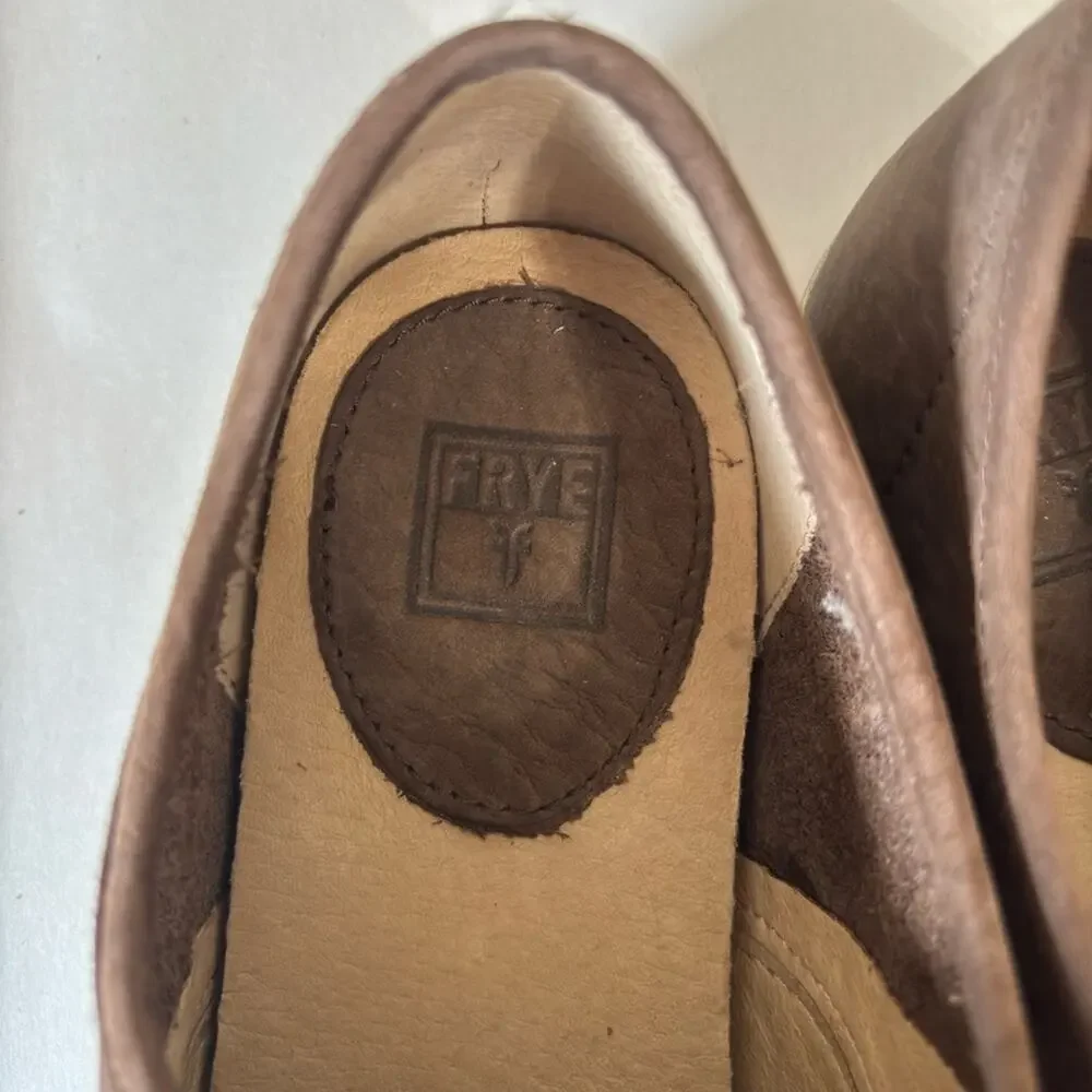Frye Mindy Slip On Leather Loafer in Brown - Size 10